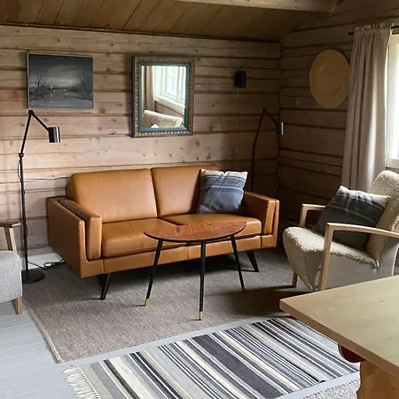 Bjerkely, Semesterbostad