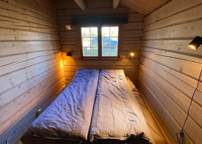 Bjerkely, Semesterbostad *