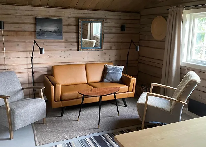 Bjerkely, Semesterbostad